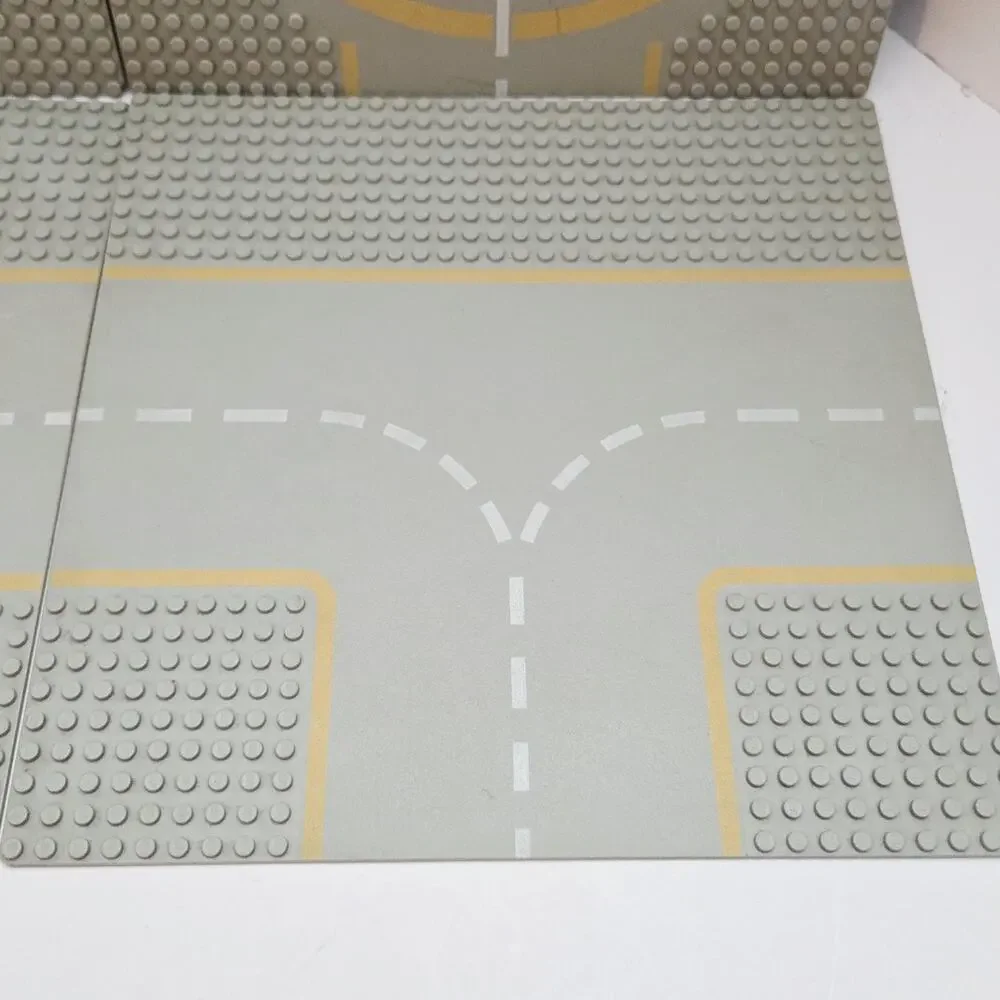LEGO Classic Space 32 x 32 Baseplate Lot 4x Lunar Landing Plates VTG Light Gray